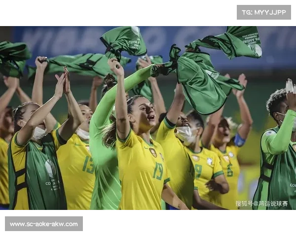 奥运女足巾帼不让,女足较量盛大! 奥运女足巾帼不让,女足较量盛大!